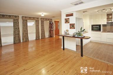 House For Lease - VIC - Hampton Park - 3976 - Ideal Location with Convenient Access and Modern Comforts  (Image 2)