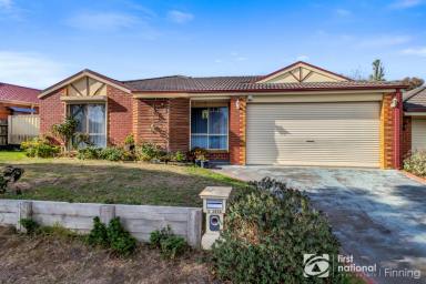House For Sale - VIC - Cranbourne West - 3977 - Family Living with Space, Comfort & Convenience  (Image 2)
