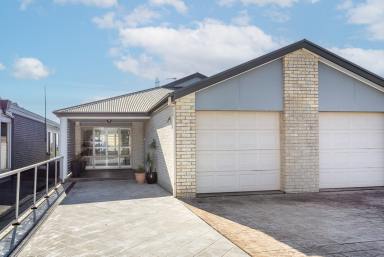 Duplex/Semi-detached For Sale - NSW - Kiama Heights - 2533 - "Best Location with Views"- A Rare Modern and Large Duplex with a Coastal Vantage Point.  (Image 2)