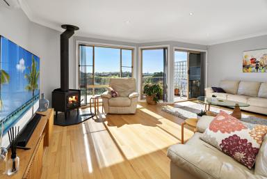Duplex/Semi-detached For Sale - NSW - Kiama Heights - 2533 - "Best Location with Views"- A Rare Modern and Large Duplex with a Coastal Vantage Point.  (Image 2)