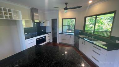 House For Sale - QLD - Tully - 4854 - Comfortable Family Home Tully  (Image 2)