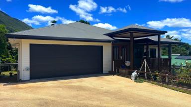 House For Sale - QLD - Tully - 4854 - Comfortable Family Home Tully  (Image 2)