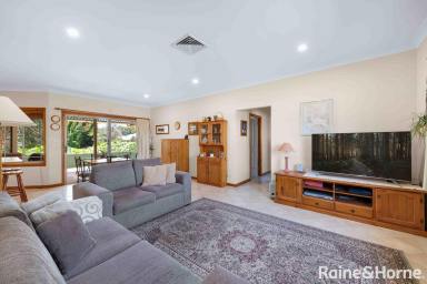 House For Lease - NSW - Nowra - 2541 - Beautiful Home in Central Location  (Image 2)
