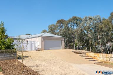 House For Sale - VIC - Myrtleford - 3737 - Stunning Family Home For Sale  (Image 2)