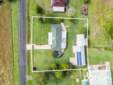 House For Sale - NSW - Casino - 2470 - Room to Move!  (Image 2)