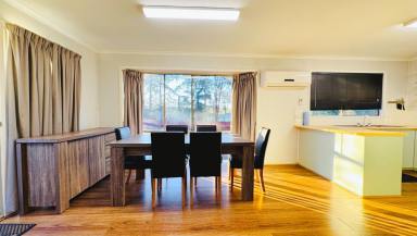 Unit For Lease - VIC - Wantirna - 3152 - Fully Furnished Granny Flat with Stunning Views Just Move In!  (Image 2)