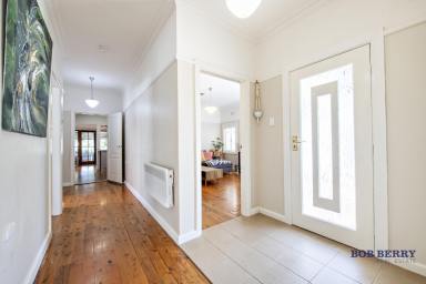 House For Lease - NSW - Dubbo - 2830 - Charming Family Home in Prime South Dubbo Location!  (Image 2)