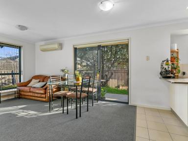 House For Sale - TAS - Sorell - 7172 - Modern comfort in the heart of Sorell  (Image 2)