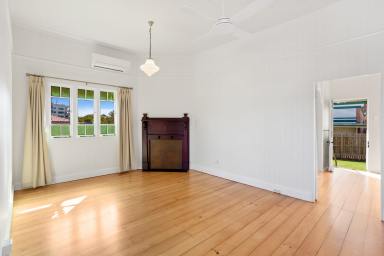 House For Lease - QLD - East Toowoomba - 4350 - Perfect Queens park Cottage  (Image 2)
