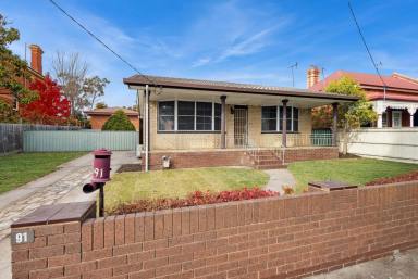 House For Sale - VIC - Quarry Hill - 3550 - Affordable Entry into Quarry Hill – Walk to Town  (Image 2)