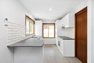 House For Sale - VIC - Quarry Hill - 3550 - Affordable Entry into Quarry Hill – Walk to Town  (Image 2)