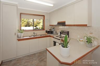 Townhouse Auction - VIC - Horsham - 3400 - Sound Investment.  (Image 2)