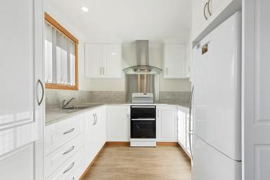 Unit For Sale - TAS - Smithton - 7330 - Perfect AS "NEW" Strata Title Unit  (Image 2)