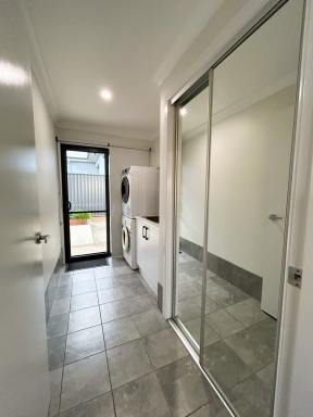 House For Lease - NSW - Tamworth - 2340 - Beautifully Appointed Four-Bedroom Home in Calala  (Image 2)