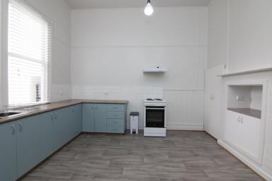 House For Lease - VIC - Bairnsdale - 3875 - MERLO ON MACLEOD  (Image 2)