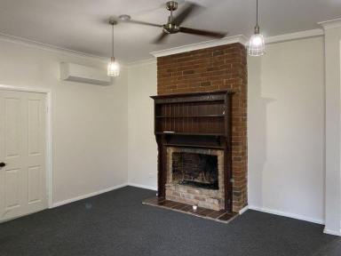 House For Sale - NSW - Merriwa - 2329 - Comfort and Classic Home!  (Image 2)