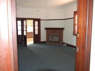 Apartment For Lease - NSW - Taree - 2430 - CBD Location  (Image 2)