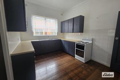 Apartment For Lease - NSW - Taree - 2430 - Right in the Heart of Taree's CBD!  (Image 2)