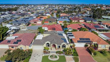 House For Sale - WA - Landsdale - 6065 - Immaculate family home in Landsdale  (Image 2)