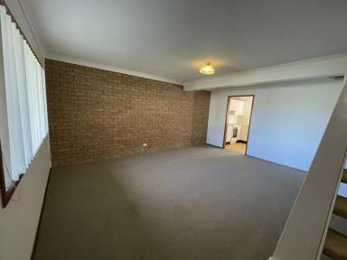 Townhouse For Lease - NSW - Old Bar - 2430 - Coastal 2-Bedroom Townhouse – Just 200m from the beach  (Image 2)