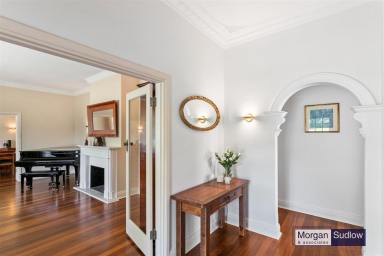 House For Sale - WA - Dalkeith - 6009 - Character Family Home in River Precinct  (Image 2)