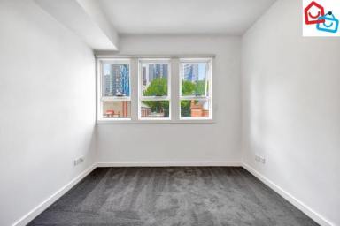 Apartment For Sale - VIC - Carlton - 3053 - Bright, Modern Studio Perfect Inner-City Home or Smart Investment Opportunity (Image 2)