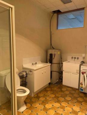 Apartment For Lease - TAS - Burnie - 7320 - Affordable 2-Bedroom Apartment in Prime CBD Location!  (Image 2)