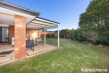 House For Sale - NSW - Forest Hill - 2651 - Modern Family Home  (Image 2)
