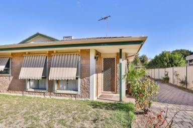 Unit For Sale - VIC - Mildura - 3500 - NEAT UNIT, GREAT LOCATION  (Image 2)