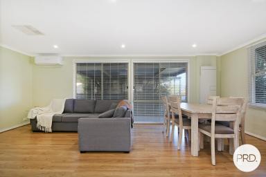House For Lease - NSW - Lavington - 2641 - IMPECCABLY PRESENTED HOME!  (Image 2)