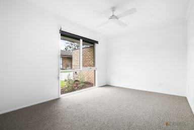 Unit For Lease - VIC - Cheltenham - 3192 - HUGE UNIT | NEWLY RENOVATED | QUIET BLOCK  (Image 2)