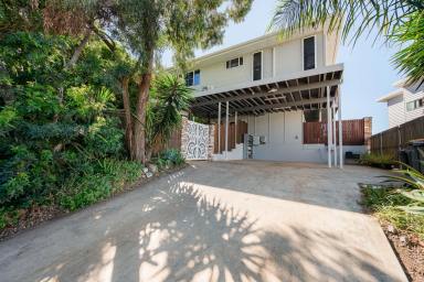 House For Sale - QLD - Tannum Sands - 4680 - Welcome to 3 Zephyr Street, Tannum Sands Where Comfort Meets Coastal Charm  (Image 2)