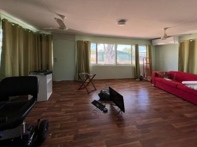 House For Sale - NSW - Lightning Ridge - 2834 - 19 Fantasia Street, Lightning Ridge  (Image 2)
