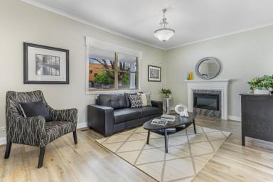 House For Sale - VIC - Golden Square - 3555 - Charming Refurbished Home in Prime Location!  (Image 2)