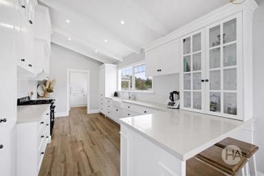 Acreage/Semi-rural For Sale - VIC - Cranbourne South - 3977 - A Premium Lifestyle Property with Pool & Studio on 5 Acres  (Image 2)