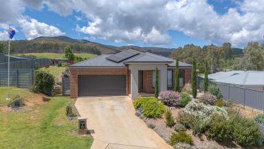 House For Sale - VIC - Myrtleford - 3737 - 4 Bedroom Family Home  (Image 2)