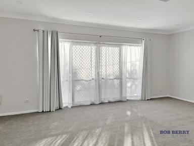 House For Lease - NSW - Dubbo - 2830 - Renovated family home in South Dubbo featuring 3 bathrooms!  (Image 2)