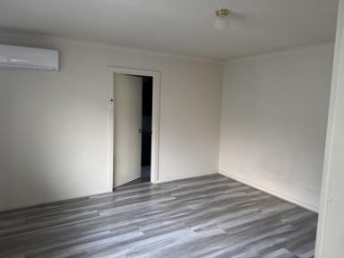 Unit For Lease - VIC - Croydon - 3136 - One Bedroom unit in good location  (Image 2)