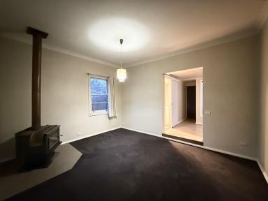 House For Lease - NSW - Bombala - 2632 - 5 High Street, Bombala  (Image 2)