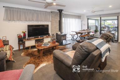 House For Sale - WA - Karridale - 6288 - SPACE & TRANQUILITY  (Image 2)