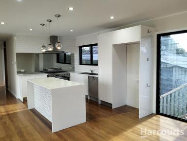 House For Lease - QLD - Biggenden - 4621 - Charming Renovated Home in the Heart of Biggenden  (Image 2)