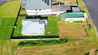 House For Sale - QLD - Euramo - 4854 - Dual Home Opportunity on 1,012m² Block in Euramo  (Image 2)