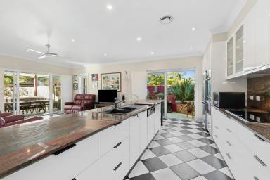 House For Sale - NSW - Coffs Harbour - 2450 - Dream home / Lagoon-Side Retreat in Coffs Harbour.  (Image 2)