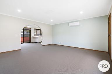 Unit Leased - NSW - Glenroy - 2640 - BRIGHT AND SPACIOUS!  (Image 2)