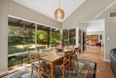 House For Sale - WA - Bickley - 6076 - "INDAVALLI" - Pony Lovers Paradise  (Image 2)