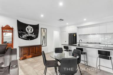 House For Sale - WA - Wattle Grove - 6107 - Open Sunday 11:00am  (Image 2)