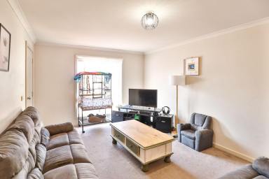 Unit For Sale - VIC - Mildura - 3500 - PERFECT OPPORTUNITY  (Image 2)