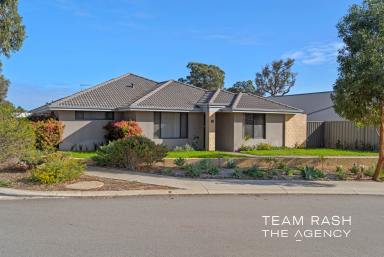 House For Sale - WA - Wellard - 6170 - Spacious 4-Bedroom Corner Block Family Home in Prime Wellard Location  (Image 2)