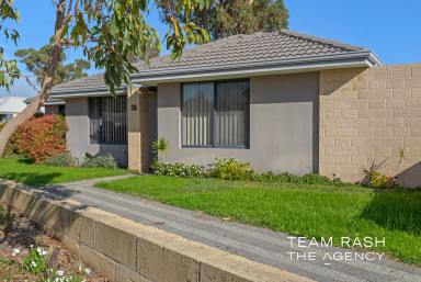House For Sale - WA - Wellard - 6170 - Spacious 4-Bedroom Corner Block Family Home in Prime Wellard Location  (Image 2)
