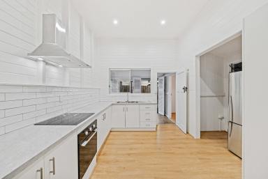 House For Sale - QLD - Gympie - 4570 - Elevated Elegance in the Heart of Red Hill  (Image 2)